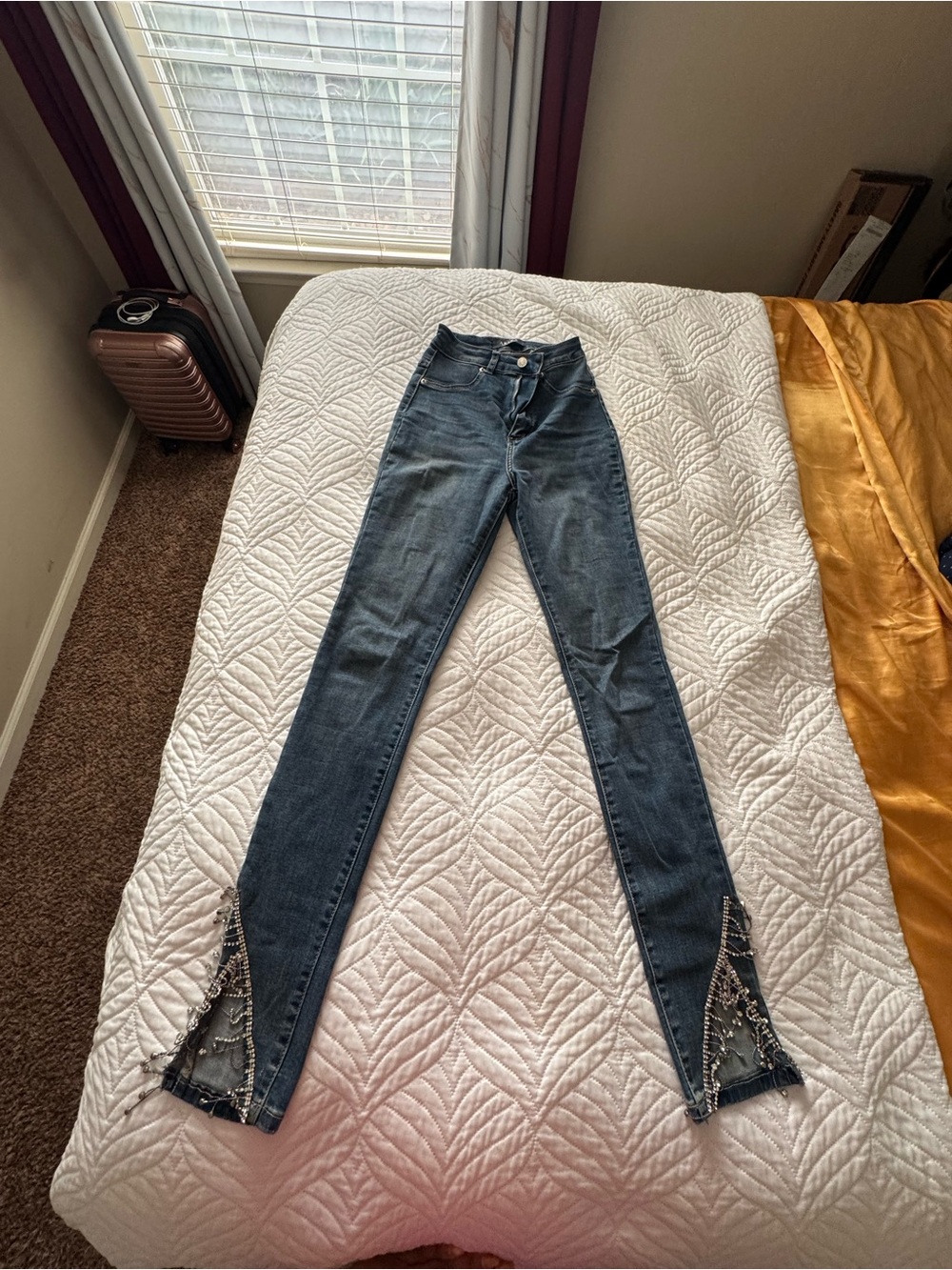 AKIRA Dark Blue Skinny Jeans with Embellished Hem